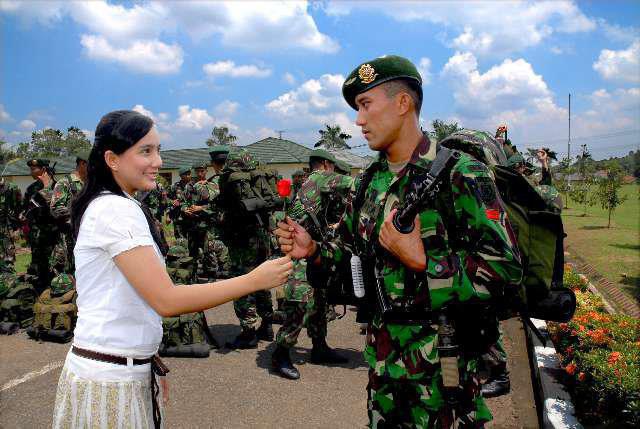 Gaji TNI/Polri Naik, Terendah Rp1,393 Juta dan Tertinggi Rp5,025 Juta